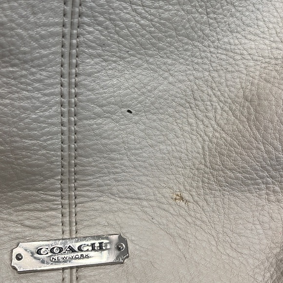 Coach Avery Shoulder Bag - Picture 10 of 10